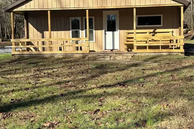 Image de 3 bedroom cabin in Combs Ar Mill Creek Rd Closest rental to the Trailhead.