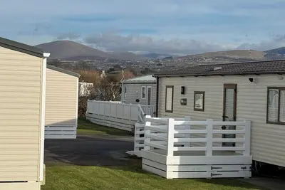Image de Spacious caravan, located on family friendly site, close to beach and Snowdon.