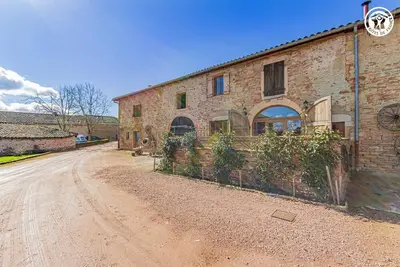 Image de Gîte de la Ferme - Hurigny