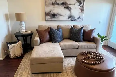 Image de Location! Walk to Fabulous Dana Point Harbor! Newly remodeled & Furnished! !