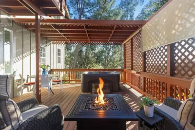 Image de Gorgeous Flat in Montclair Hills
