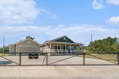 Image de Canyon Lake Retreat- Fenced Yard - Rv Hook up & Boat Parking - Family Friendly!