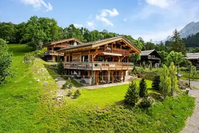 Image de Chalet 5*, 12 Reisende, Schwimmbad, Spa, Sauna, Hammam