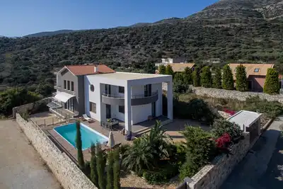 Image de Villa Ete: Prime 4br Retreat with Private Pool