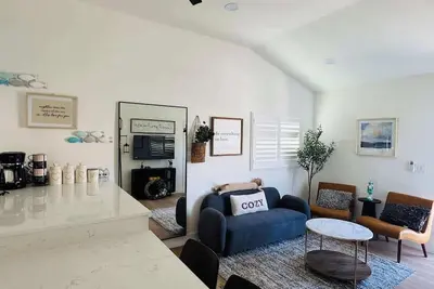 Image de Charming Downtown Getaway in Long Beach