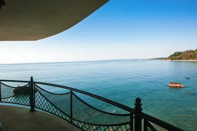 Image de Villa Aphrodite, a stunning retreat nestled within the Castello Mare Hotel.