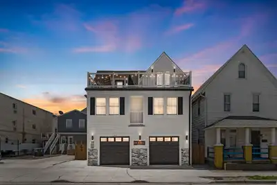 Image de Beach Villa with Ocean Views!
