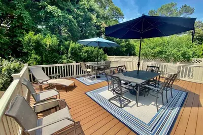 Image de Charming Ocean Block Pines Cottage, Steps to Beach & Boardwalk – Perfect Getaway