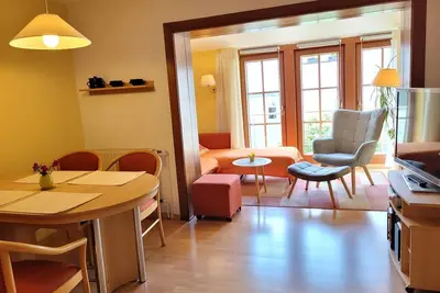 Image de 2 - room - apartment with garden view