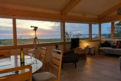 Image de Nautilus, Tenby - Trois Chambres Gîte, Couchages 6