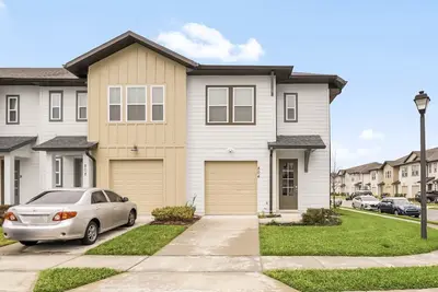 Image de 3 Beds | 3 Baths Cozy Townhome 804Longboat