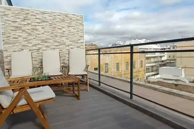 Au centre d'Olhão, parking, piscine, Bbq, A/C, à 3 min à pied du Quai d'embarquement