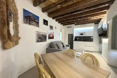 Image de CavaBajaSuites 101 Puerta De ALCALÁ