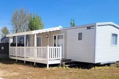 Image de Große Komfort 2 ch / 1 Badezimmer (überdachte Terrasse) 5 Personen