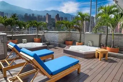 Image de Penthouse Apt Poblado, City View, Rooftop Jacuzzis