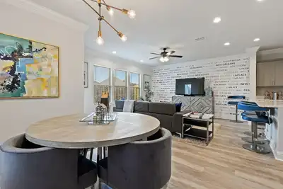 Image de A Family Affair, Sleeps 16
