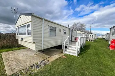 Image de Charming 6 berth caravan at St Osyth Beach Holiday Park in Essex ref 28051cw