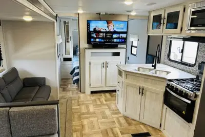 Image de The Rv Sleeps 8 - 36'