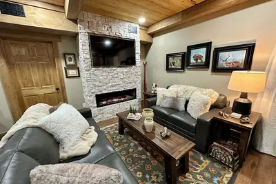 Image de Luxurious Condo - New Construction in Angel Fire