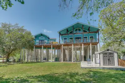 Image de Cielito Lindo River House on the Guadalupe River!