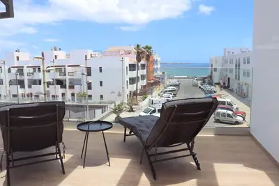 Image de Modern, quite, seaview apartments with stunning balcony