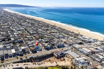 Image de 2 Units - 2 Blocks2Beach - Ocean Views - PoolTable