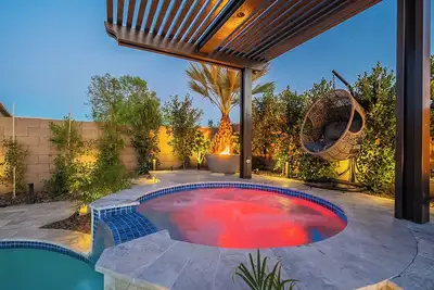 Image de 7br/4bath Escape Sc w/Heated Pool, Billiards, Arcade Room, Hot Tub & Mini Golf