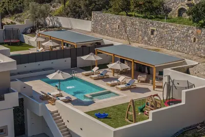 Elysian Villa 2 - With Private Pool