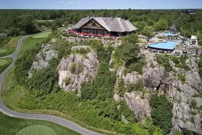 Image de Fairway Retreat At Muskoka Bay Resort | Sleeps 8