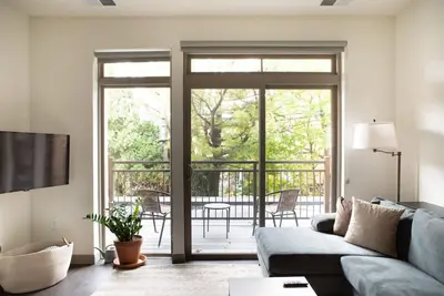 Image de Charming Apartment with Gym and Balcony
