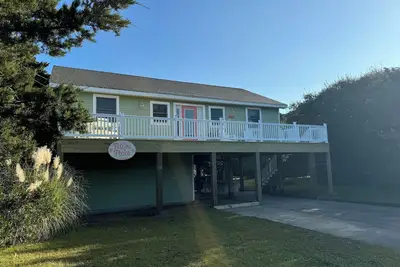 Image de Feeling Frisco - 4-bedroom house in the Obx just steps to the beach.