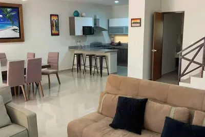 Image de Luxe 3br House & pool Allegranza