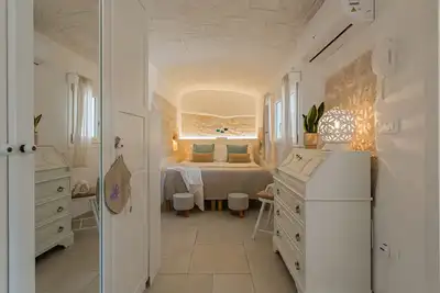 Image de Wanderlust Experience | The Ro Ro's Alcove