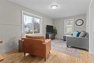 Image de Chic Stay Close to Hospital & Downtown - Lake View