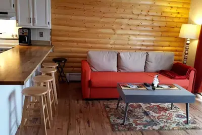 Image de Cozy mtn condo w/ hot tub/pool. Close to major ski resorts; Dillon amphitheater