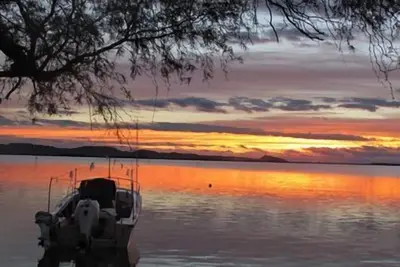 Image de Baja Trailer w/Palapa bedroom/kitchen Beach Front