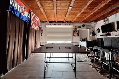 Image de Appartement de deux chambres avec la terrasse Palit, Rab (A-24073-a)