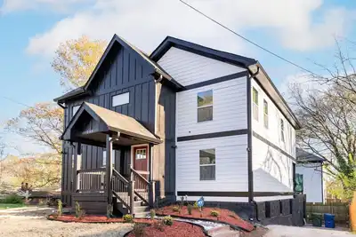 Image de Modern 4br~ <br>Close to Downtown, Stadiums & Airport