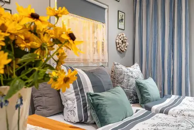 Image de Bungalow 'Im Idyllischen Garten' avec terrasse privée, jardin privé et Wi-Fi