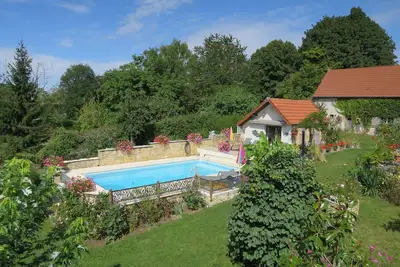 Image de Gite avec piscine réservé aux adultes
