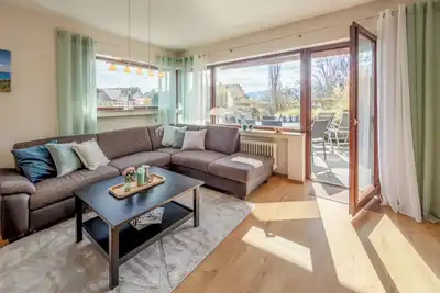 Image de Relax in the “Haus am See” apartment - your retreat in Gaienhofen!