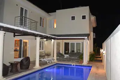 Image de Magnifique Villa avec piscine privée à 800 m de la plage de Trou-aux-Biches