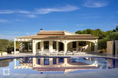 Villa Aveta by Abahana Villas