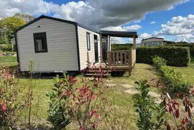 Image de Chalet 3 étoiles - Piscine  - ccbaeeh