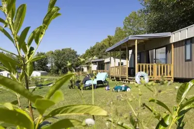 Image de Camping 3 étoiles - Piscine  - ccbaefa