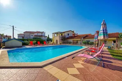 Image de Appartement de vacances Rovinjsko Selo pour 1 - 4 personnes avec 2 chambres Ă coucher - Appartement