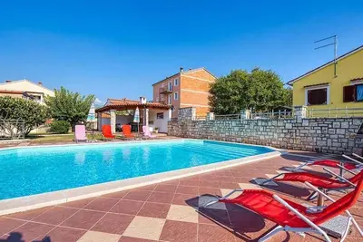 Image de Appartement de vacances Rovinjsko Selo pour 1 - 4 personnes avec 2 chambres Ă coucher - Appartement
