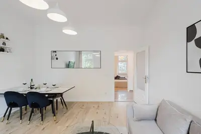 Image de Modern Classic Apartment| Central| 2 Bedrooms
