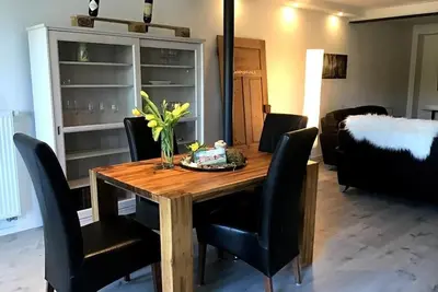 Image de Small milk bar 6-bed vacation apartment Bathroom/Wc wheelchair accessible. - Grindelborn Farm