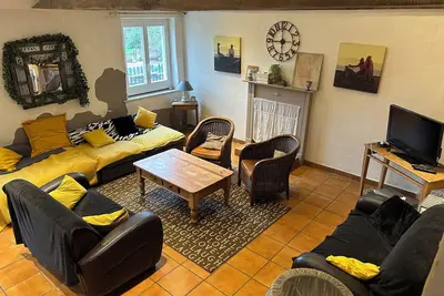 Image de Gîte proche Pontivy et du lac de Guerlédan, idéal pour des moments conviviaux
